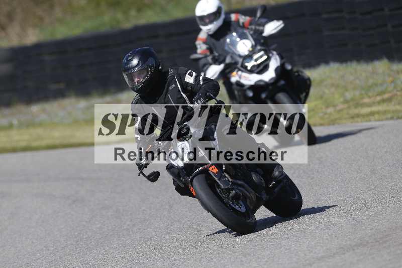 /01 02.04.2026 MAZ ADR/Gruppe gelb Gruppe gruen/unklar